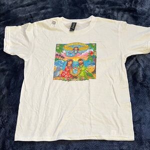 Mele Kalikimaka Nativity Christmas White Graphic T-Shirt (Youth M)